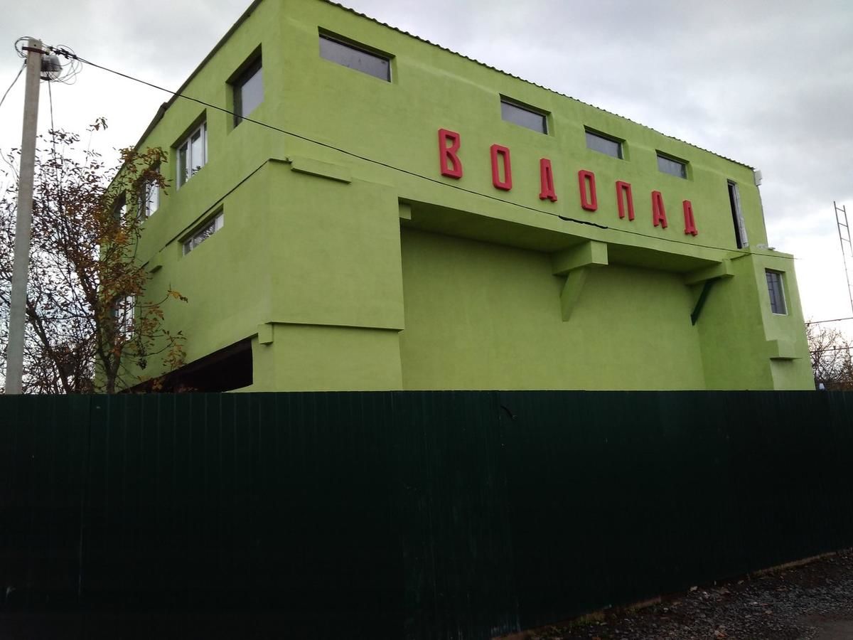 Гостевой дом Готель Сауна Водопад Хмельницкий