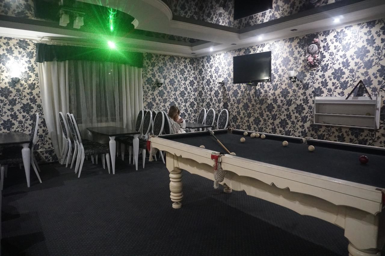 Гостевой дом Готель Сауна Водопад Хмельницкий