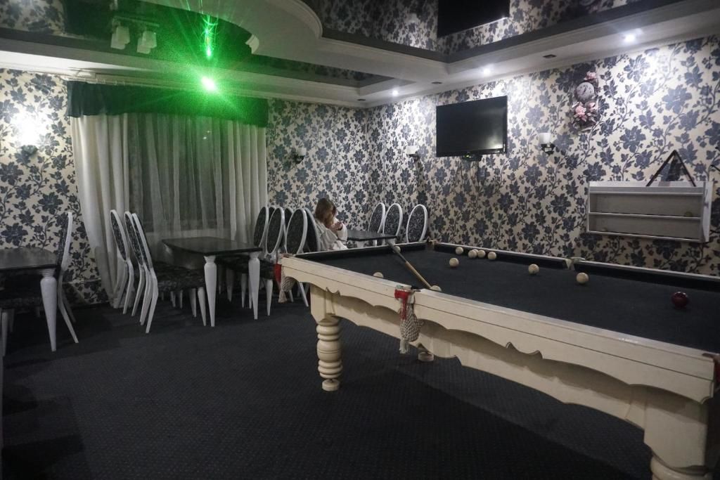 Гостевой дом Готель Сауна Водопад Хмельницкий